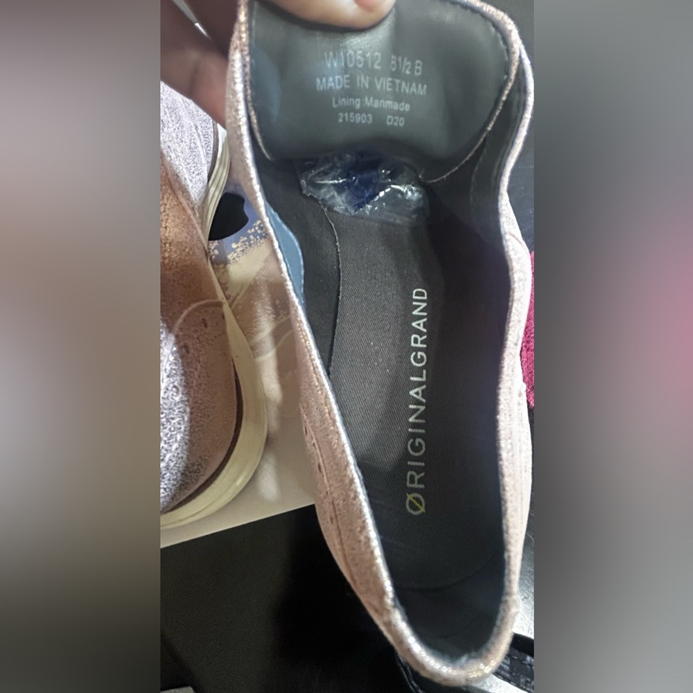 *SOLD*Cole Haan Rose Gold Original Grands Sneakers EC! - Picture 7 of 7
